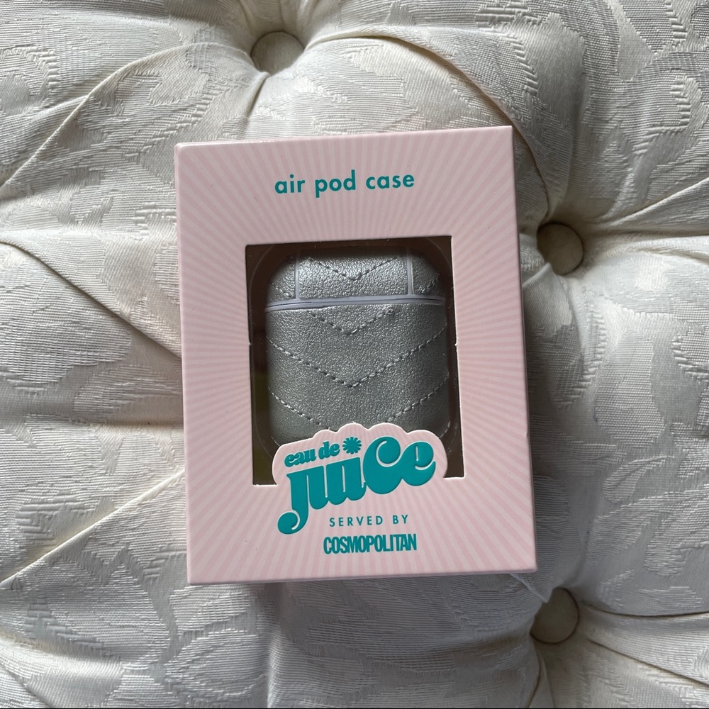 Cosmopolitan air pod case
